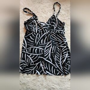 Croft & Barrow Black and White Asymmetrical Ruched Camisole